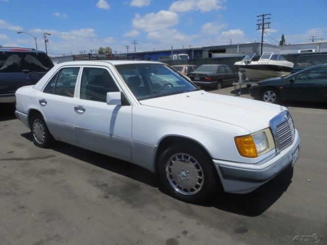 1993 Mercedes-Benz 300-Series 300E 2.6 (STD is Estimated) - photo 7