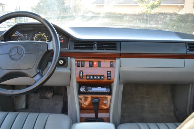 1993 Mercedes-Benz E-Class 2.8 - photo 7