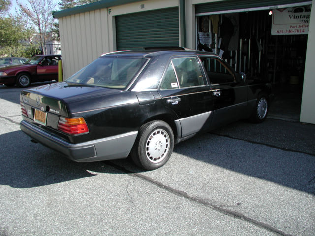 1993 Mercedes-Benz 300-Series 300E 2.8 - photo 2