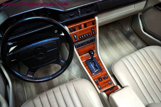 1993 Mercedes-Benz 300-Series 2.8 Sedan 4-Door - photo 11