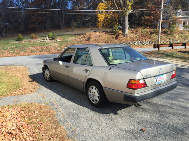 1993 Mercedes-Benz 300-Series - photo 6