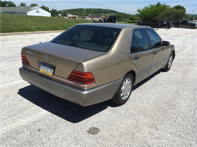 1993 Mercedes-Benz 300 Series 300SD - photo 9