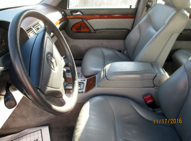1993 Mercedes-Benz 300-Series Base Sedan 4-Door - photo 10