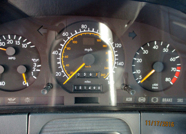 1993 Mercedes-Benz 300-Series Base Sedan 4-Door - photo 11