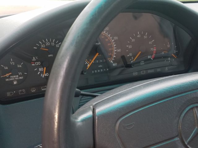 1993 Mercedes-Benz 300-Series - photo 8