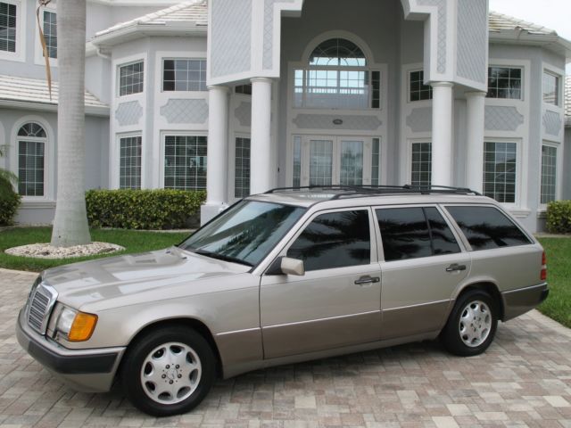 1993 MERCEDES BENZ 300TE WAGON (W124 Estate) Loaded 7 Pass, Low Miles Very Nice! 1993 Mercedes-Benz 300-Series