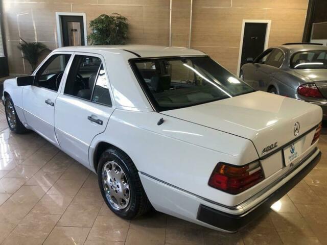 1993 Mercedes-Benz 400-Series 400 E 4dr Sedan - photo 3