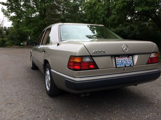 1993 Mercedes-Benz E-Class 400E - photo 4