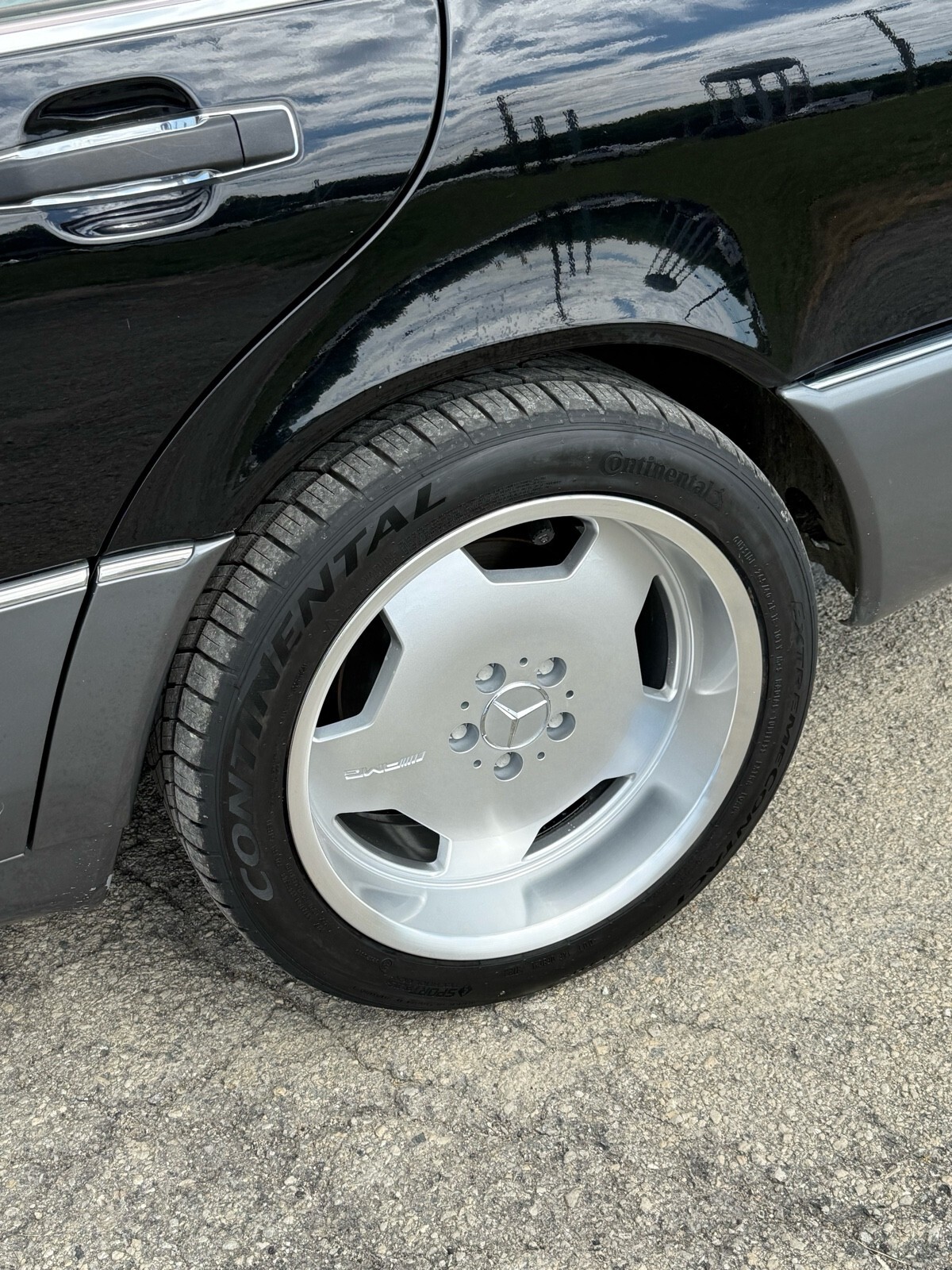 1993 Mercedes-Benz 400-Series SEL - photo 2