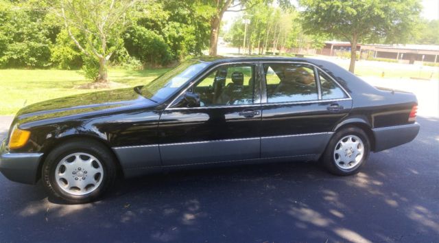 1993 Mercedes-Benz 400SEL - The Ultimate in German Luxury and Engineering ! 1993 Mercedes-Benz S-Class Sedan