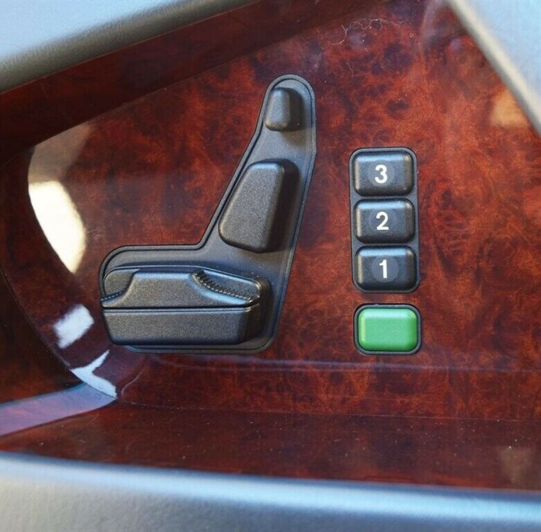 1993 Mercedes-Benz 500-Series 500 SEC 51,000 1-Owner miles - photo 11