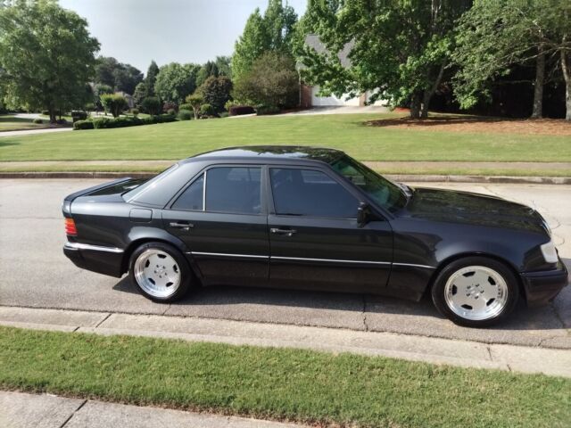 1993 Mercedes-Benz 500 Series 500E 121,838 Miles Black Pearl Metallic 8 Cylinde 1993 Mercedes-Benz 500-Series