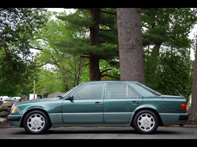 1993 Mercedes-Benz 500 E sedan - photo 5