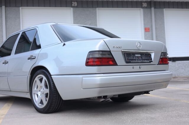 1993 Mercedes-Benz E-Class - photo 13