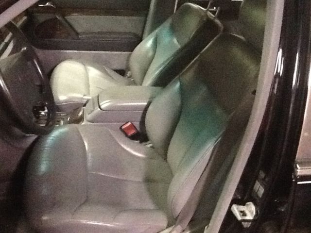 1993 Mercedes-Benz 600-Series Base Sedan 4-Door - photo 9