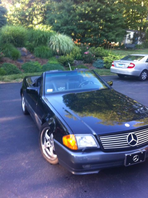 1993 MERCEDES BENZ SL500! TREMENDOUS Condition Inside & Outside. 1993 Mercedes-Benz SL-Class SL500