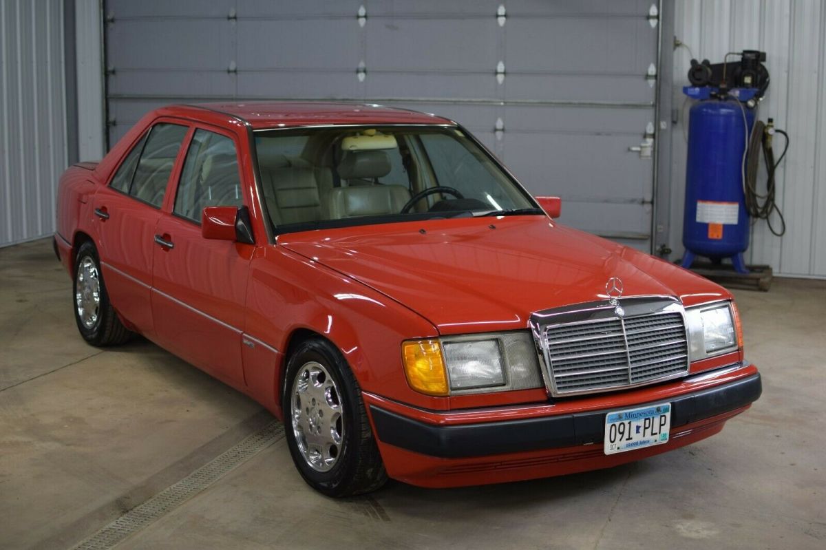 1993 Mercedes-Benz 300E - photo 12