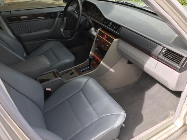 1994 Mercedes-Benz E-Class - photo 12