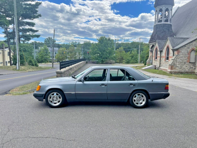 1993 Mercedes-Benz E-Class - photo 4