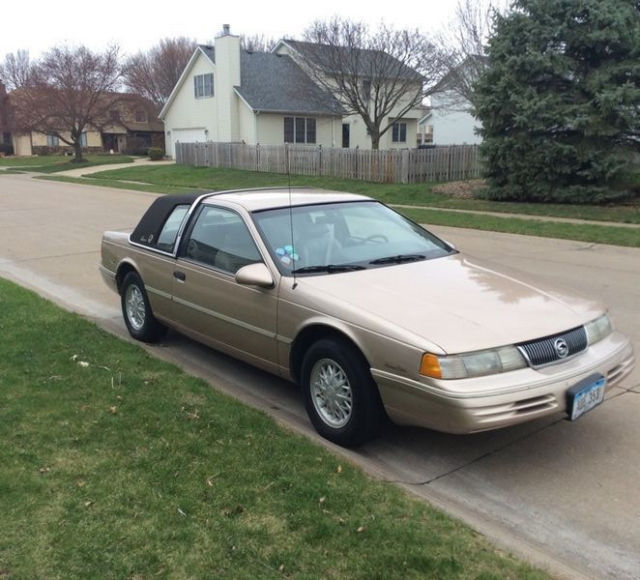 1993 Mercury Cougar, Bostonian Edition 1993 Mercury Cougar BOSTONIAN