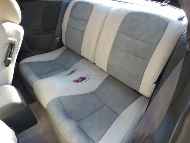 1993 Mitsubishi 3000GT leather - photo 2