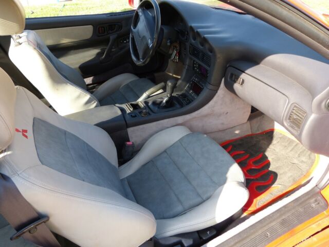 1993 Mitsubishi 3000GT leather - photo 3