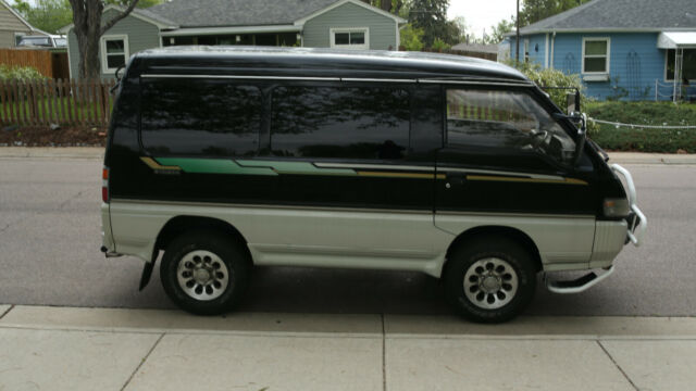 1993 Mitsubishi Other - photo 3