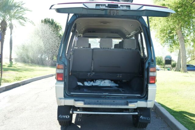 1993 Mitsubishi Delica 4WD Turbo Diesel !!!! - photo 6