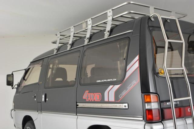 1993 Mitsubishi Delica 4WD Turbo Diesel Adventure Van !!! - photo 11