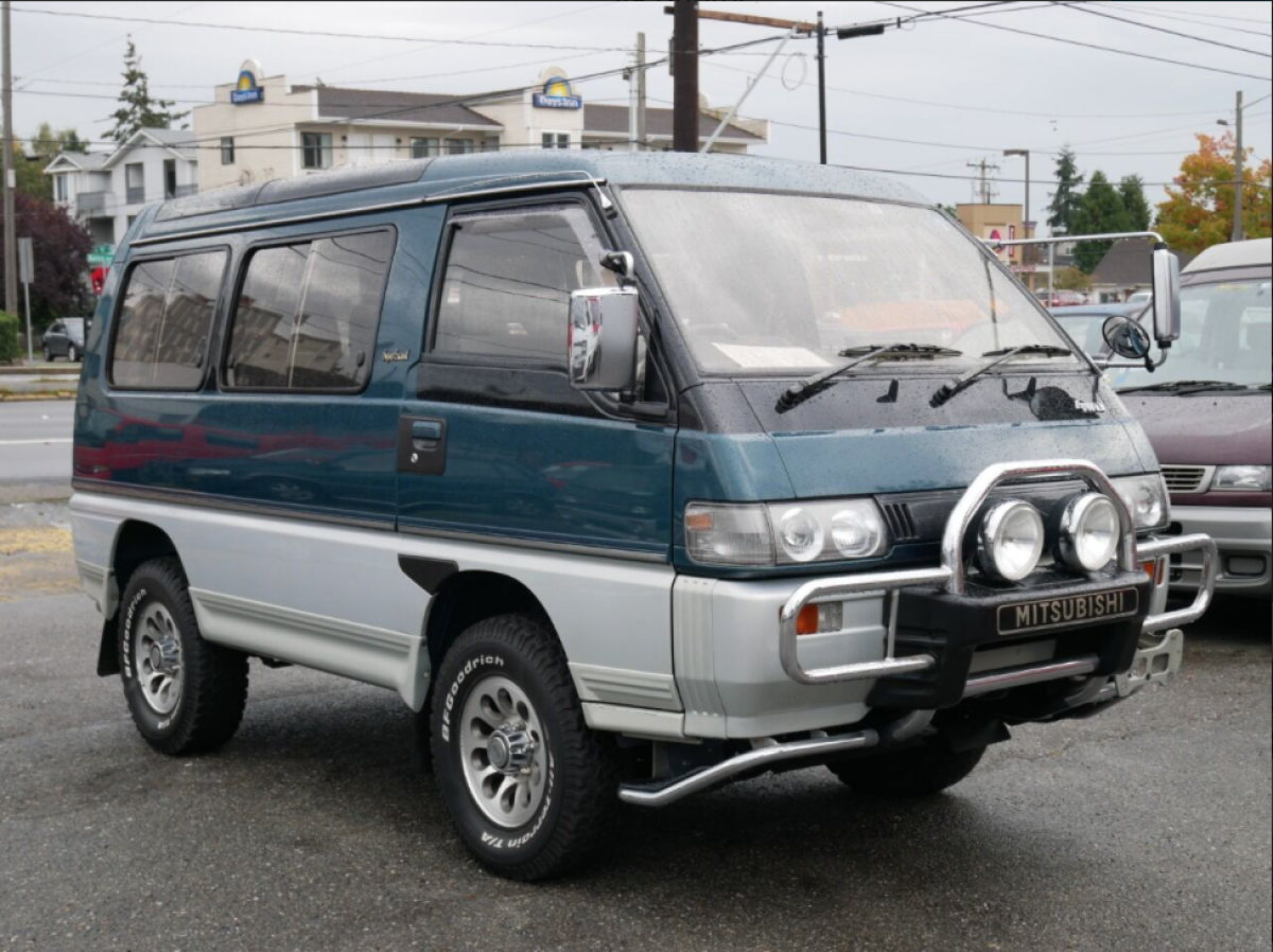 1993 Mitsubishi Delica