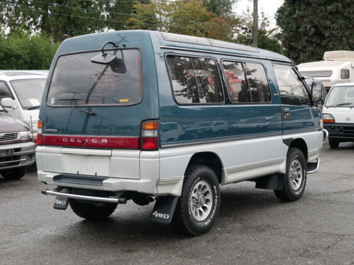 1993 Mitsubishi Delica - photo 3