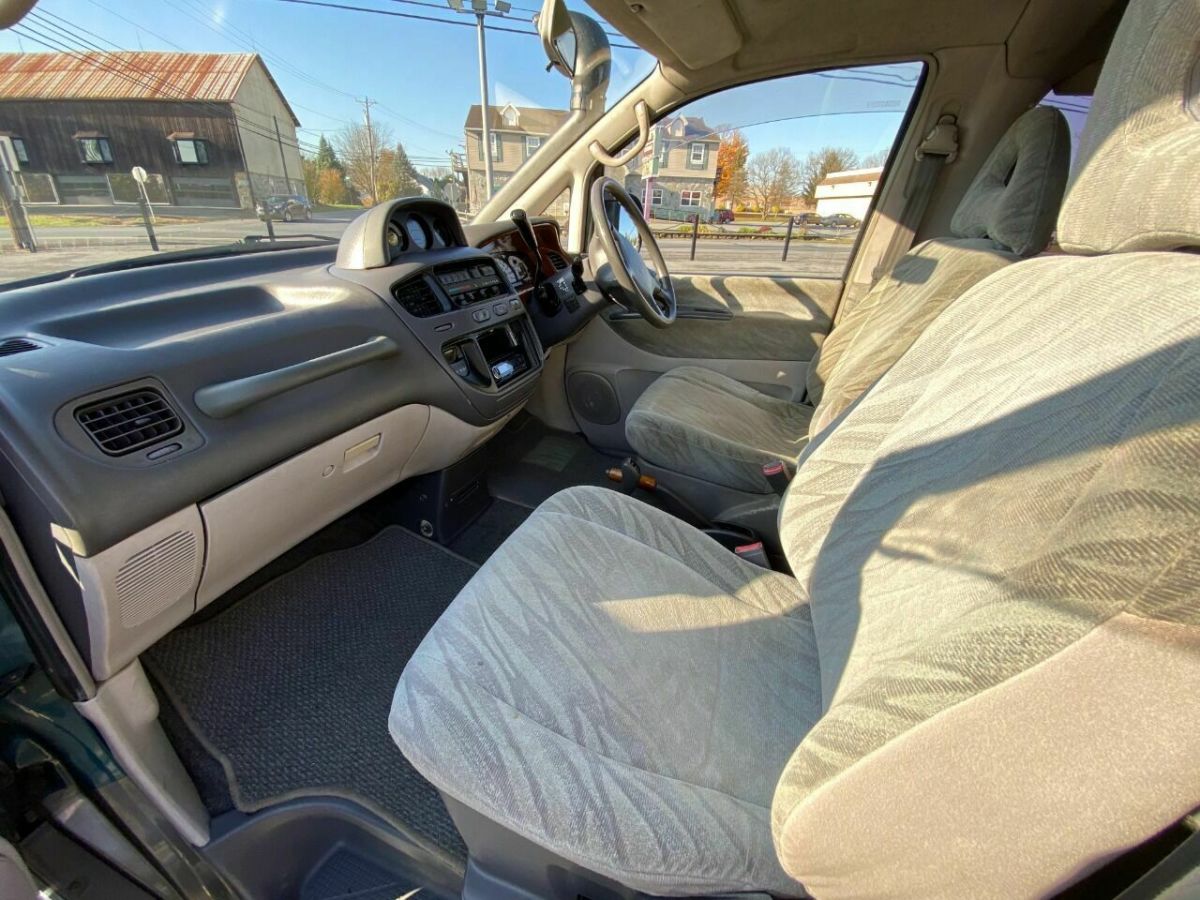 1993 Mitsubishi Van Space Gear - photo 13