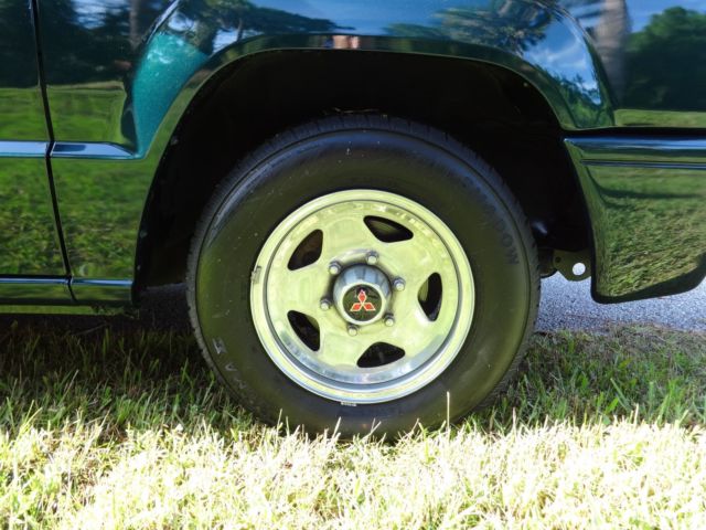 1993 Mitsubishi Mighty Max - photo 7