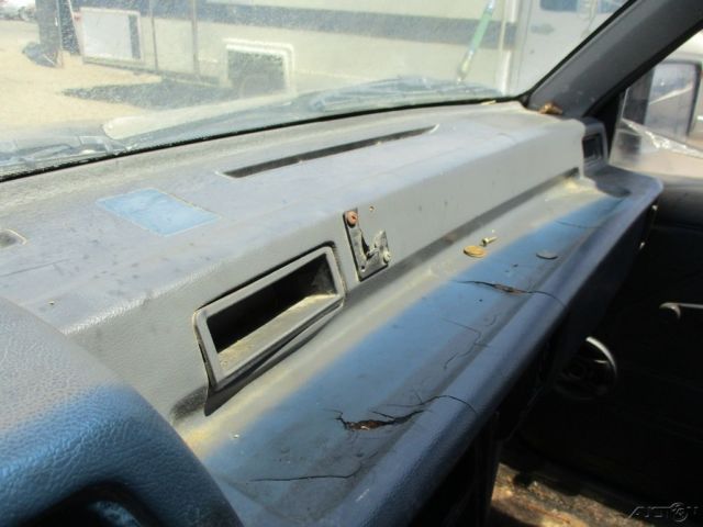 1993 Mitsubishi Mighty Max - photo 12