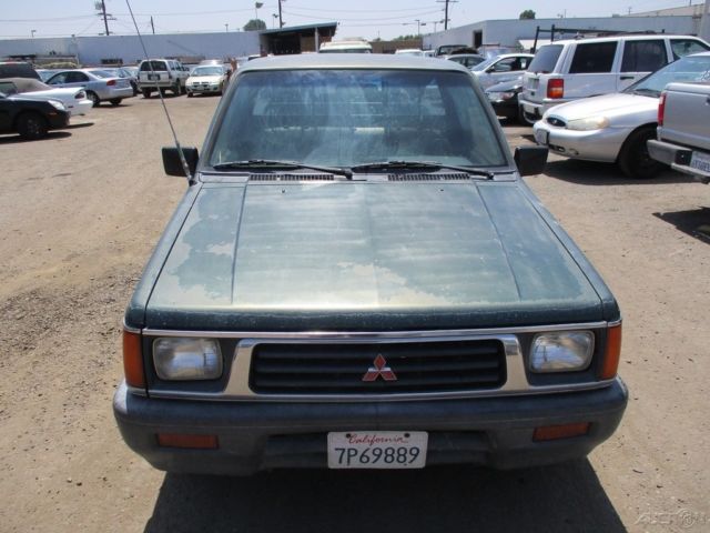 1993 Mitsubishi Mighty Max - photo 3