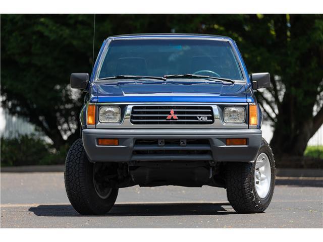 1993 Mitsubishi Mighty Max 4WD V6 OTHER - photo 3