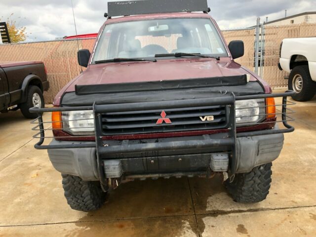 1993 Mitsubishi Montero - photo 2