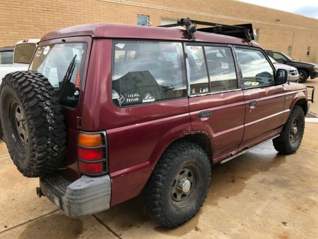 1993 Mitsubishi Montero - photo 4
