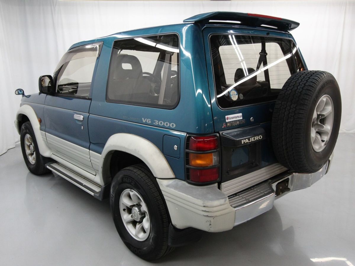 1993 Mitsubishi Pajero 4WD - photo 5