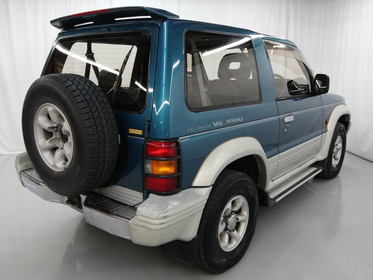 1993 Mitsubishi Pajero 4WD - photo 7