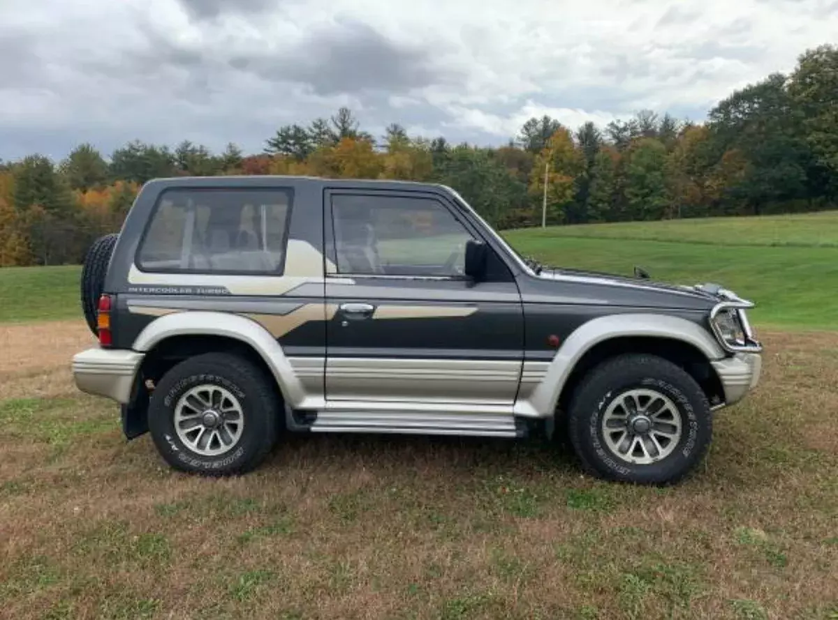 1993 Mitsubishi Pajero SWB 2 door 1993 Mitsubishi Pajero Exceed