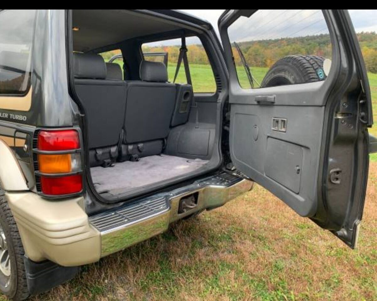 1993 Mitsubishi Pajero Exceed - photo 12