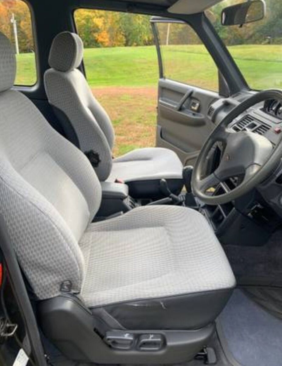 1993 Mitsubishi Pajero Exceed - photo 13
