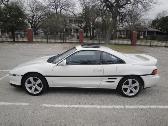 1993 Toyota MR2 - photo 2
