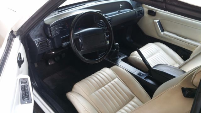 1993 Ford Mustang convertible - photo 3