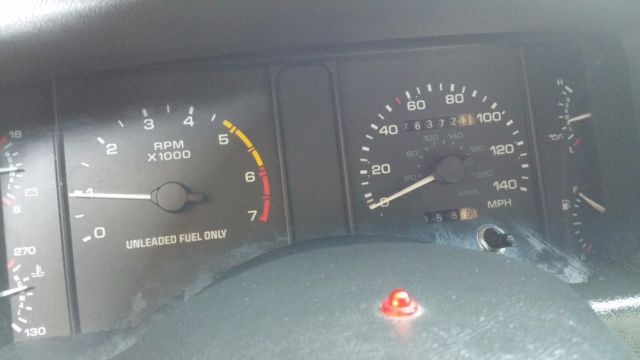 1993 Ford Mustang convertible - photo 7