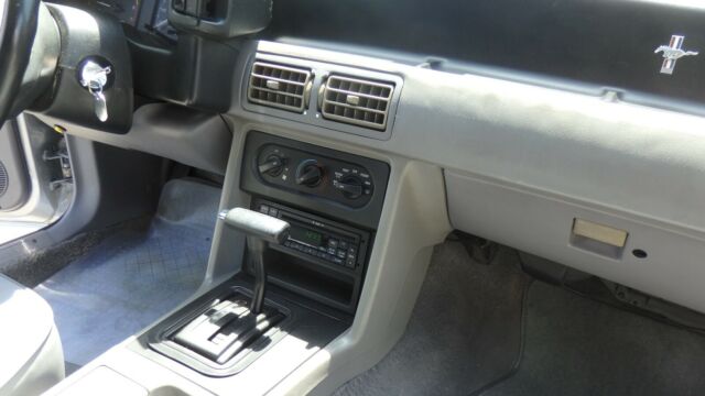 1993 Ford Mustang - photo 11