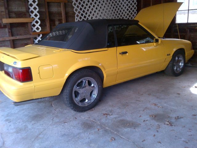1993 Ford Mustang - photo 3