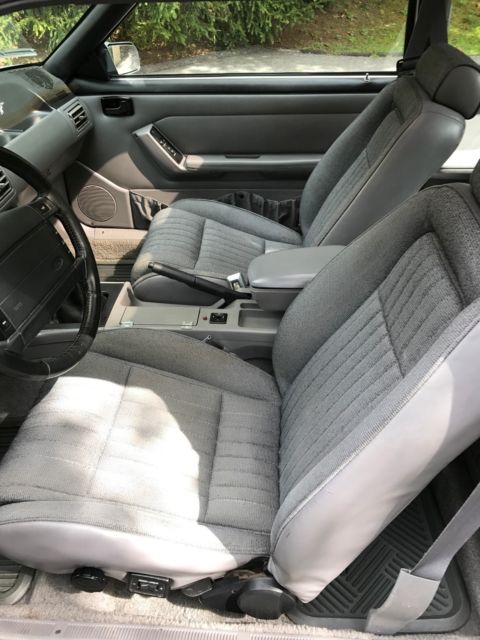 1993 Ford Mustang GT - photo 13
