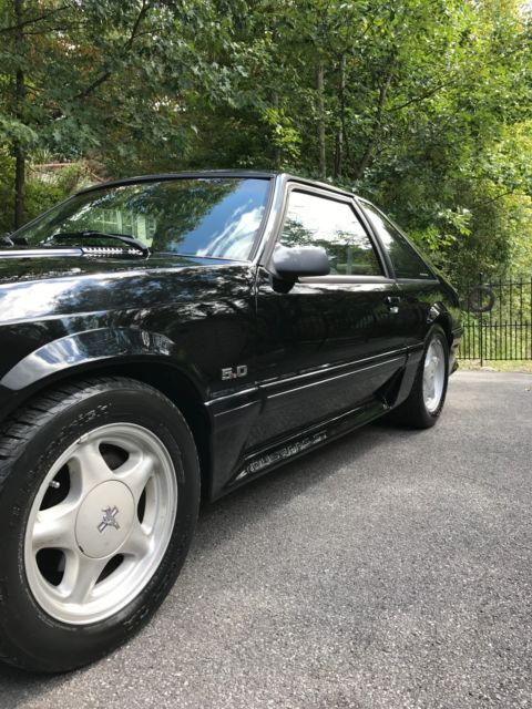 1993 Ford Mustang GT - photo 4